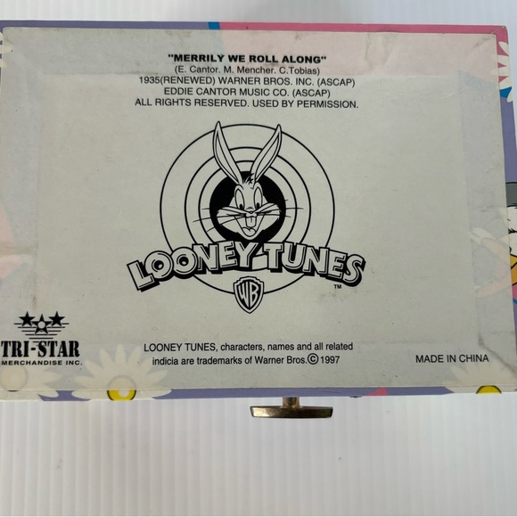 Bugs & Lola Musical Jewelry Box 1997 Renewed from WB 1935"Merrily We Roll Along" - Picture 3 of 14